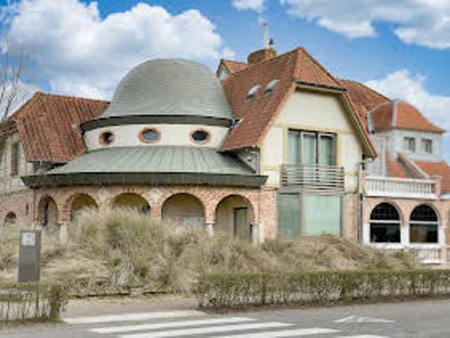 Villa with Garden and Terrace