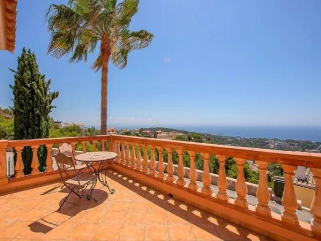 Villa with panoramic sea views in Costa De'n Blanes