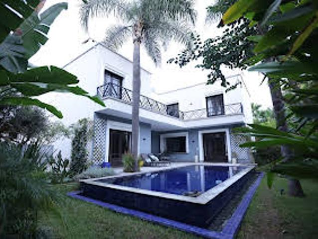Villa with Pool