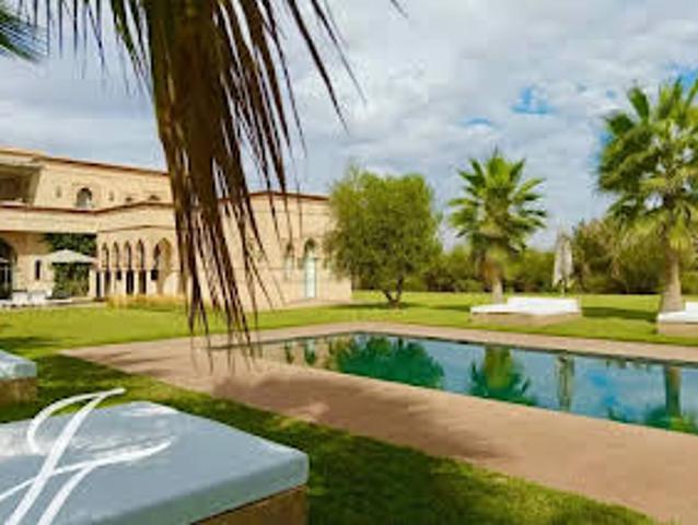 Villa avec piscine