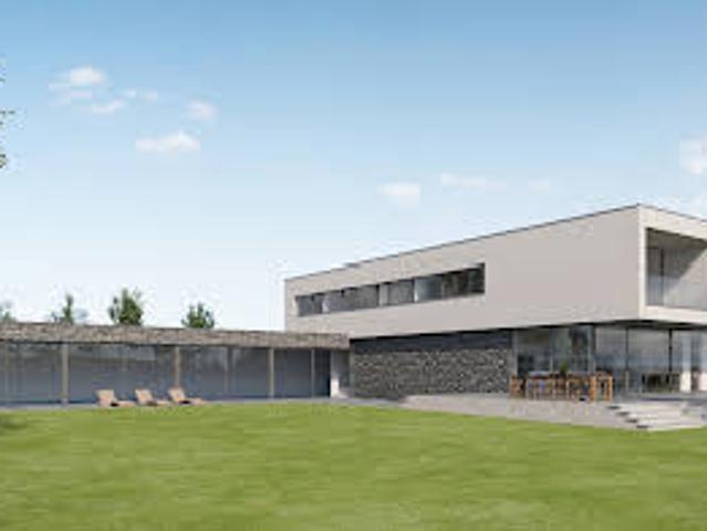 Villa with Pool