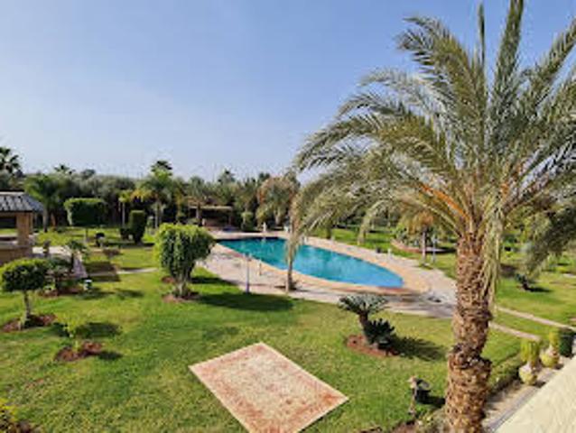 Villa with Pool and Garden