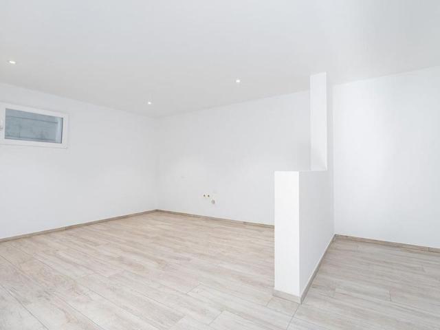 VILLA WITH POOL OF 5.5 ROOMS IN SEMENTINA