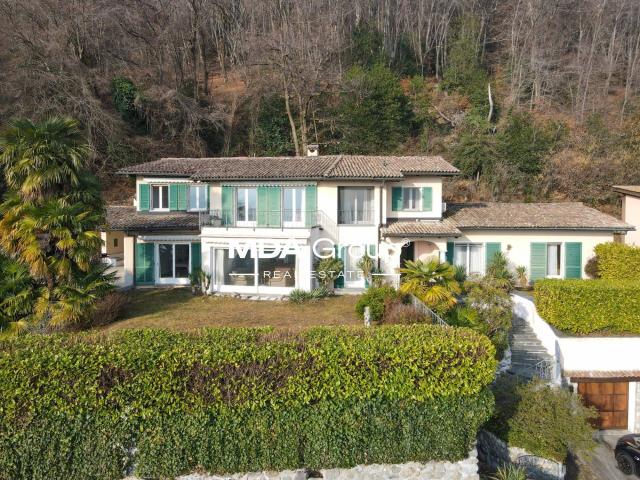 Villa with 10 rooms on sale in Pura 663 m² | dreamo. Ch