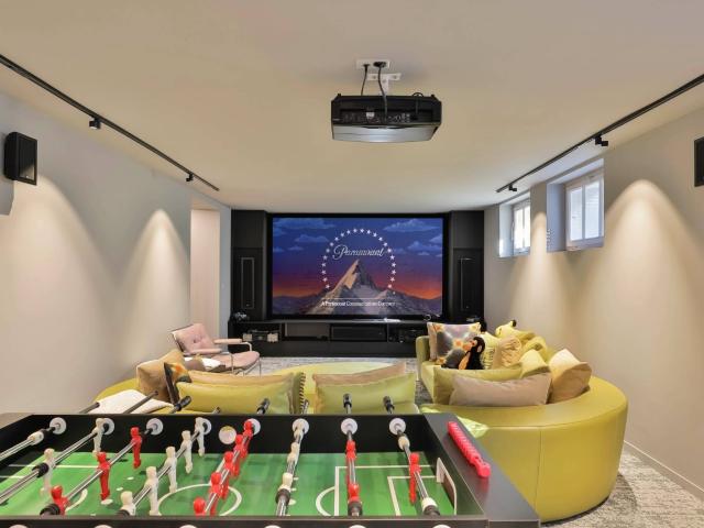 Villa with 11 rooms on sale in La Croix Lutry 500 m² | dreamo. Ch