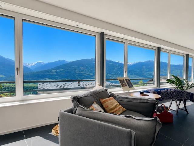Villa with 4.5 rooms for rent in Savièse 220 m² | dreamo. Ch