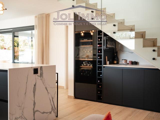 Villa with 5.5 rooms on sale in Courfaivre 225 m² | dreamo. Ch