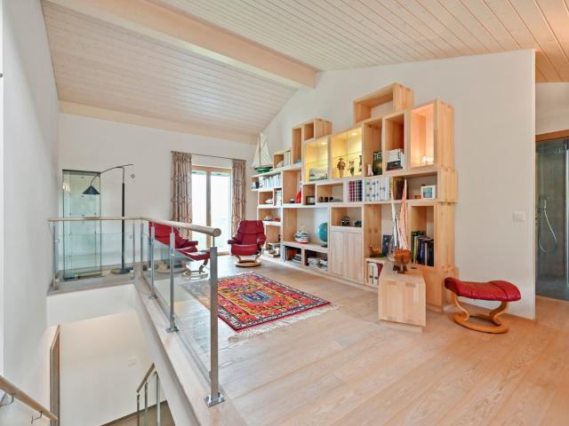Villa with 5.5 rooms on sale in Lausanne 290 m² | dreamo. Ch