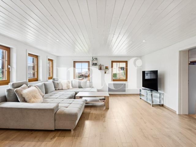 Villa with 5.5 rooms on sale in Senèdes 121 m² | dreamo. Ch