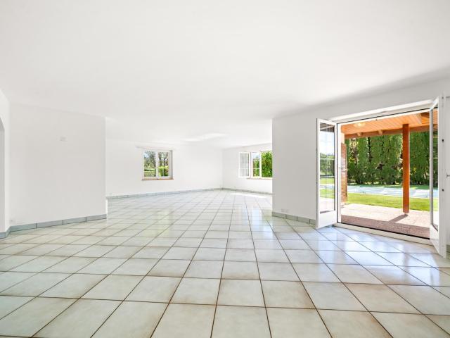 Villa with 6.5 rooms for rent in Commugny | dreamo. Ch