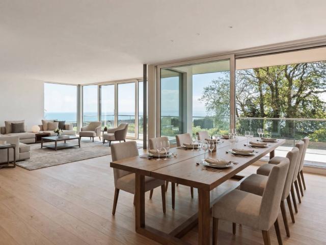 Villa with 6.5 rooms on sale in Bougy Villars 360 m² | dreamo. Ch