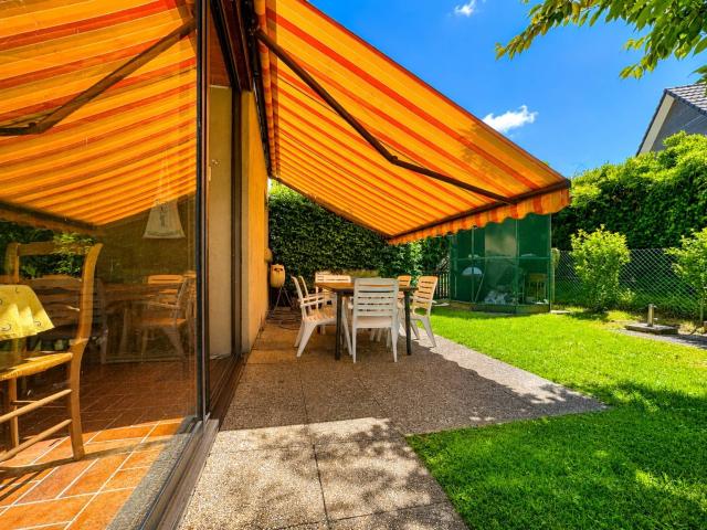 Villa with 6.5 rooms on sale in Cheseaux Noréaz 220 m² | dreamo. Ch
