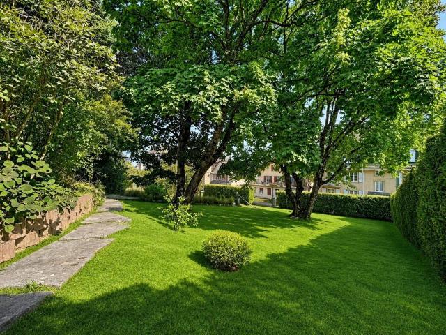 Villa with 6.5 rooms on sale in Neuchâtel 209 m² | dreamo. Ch