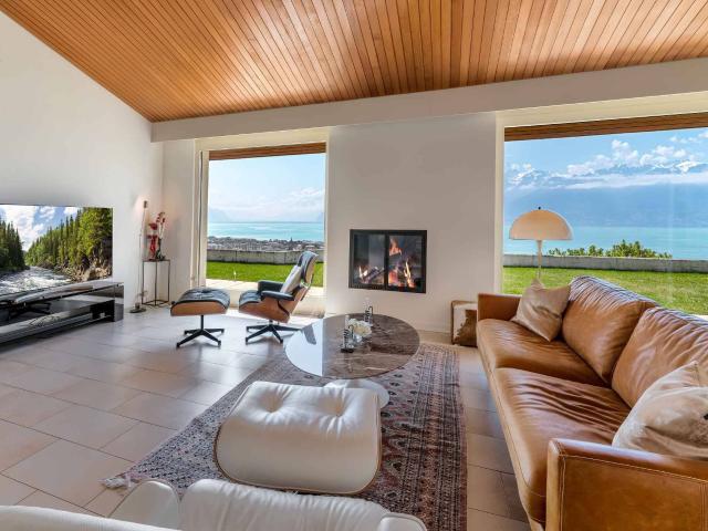 Villa with 7.5 rooms on sale in Corseaux 230 m² | dreamo. Ch