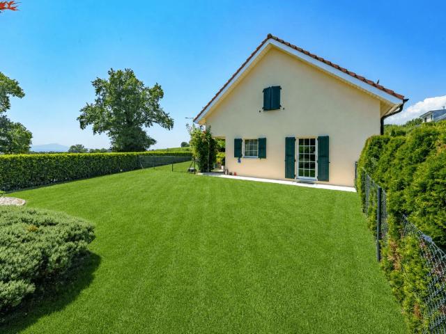 Villa with 6.5 rooms on sale in Echichens 230 m² | dreamo. Ch