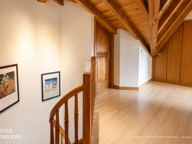 Villa with 6.5 rooms on sale in Glovelier 90 m² | dreamo. Ch