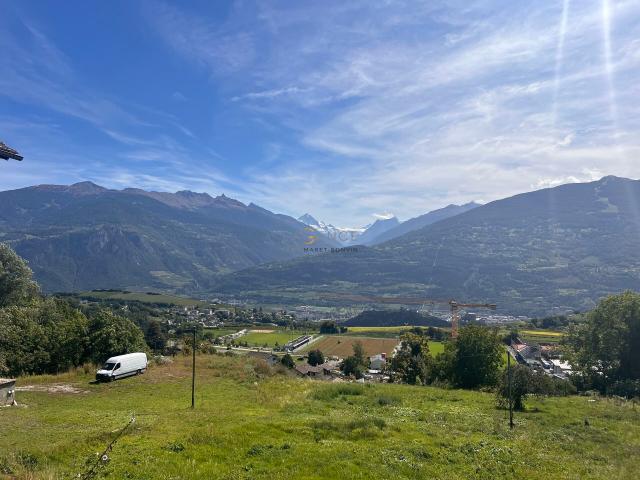 Villa with 6.5 rooms on sale in Prinzière 195 m² | dreamo. Ch