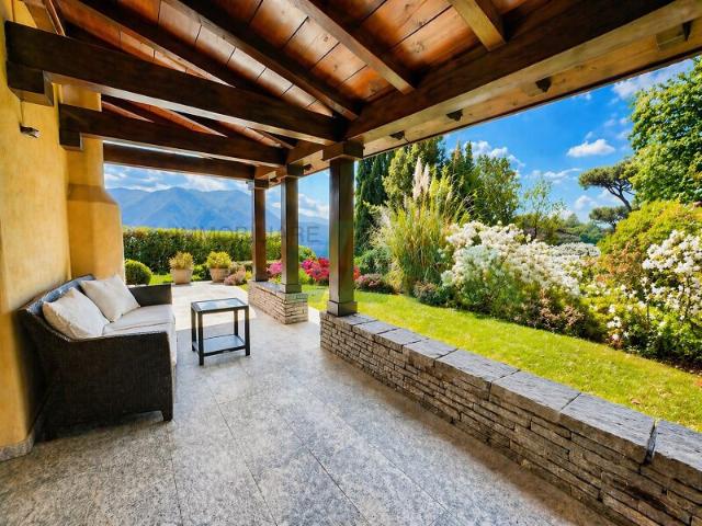 Villa with 6.5 rooms on sale in Savosa 265 m² | dreamo. Ch