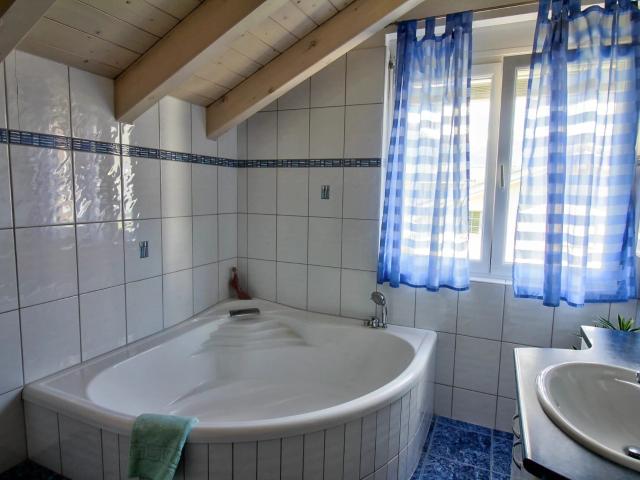 Villa with 6.5 rooms on sale in Sierre 225 m² | dreamo. Ch