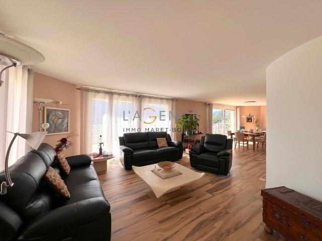 Villa with 6.5 rooms on sale in Venthône 260 m² | dreamo. Ch