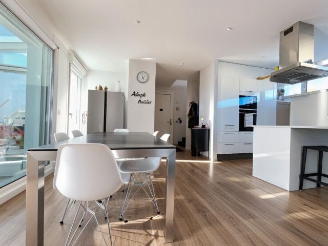Villa with 6 rooms on sale in Bellevue 211 m² | dreamo. Ch