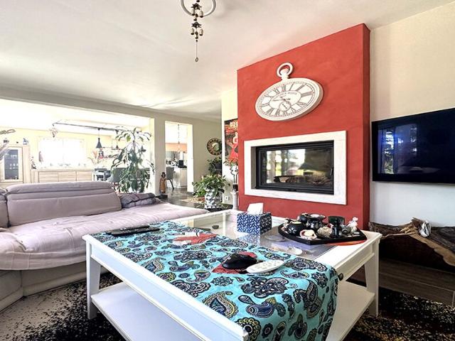 Villa with 6 rooms on sale in Bessoncourt 200 m² | dreamo. Ch
