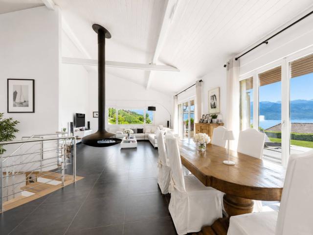 Villa with 6 rooms on sale in Blonay 220 m² | dreamo. Ch