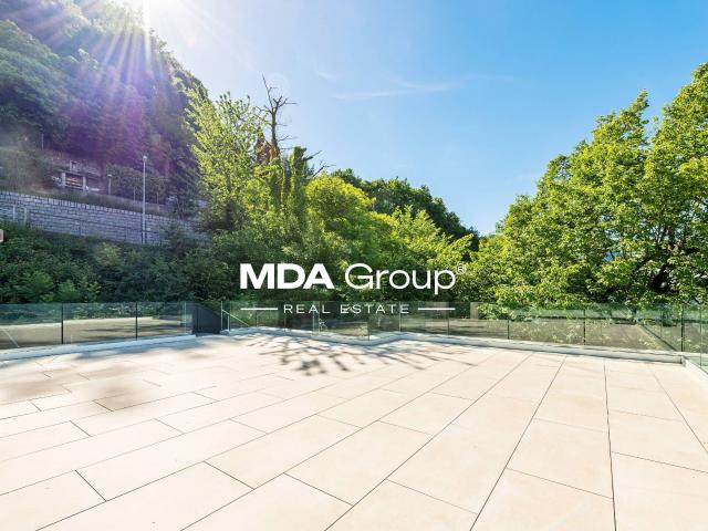 Villa with 6 rooms on sale in Lugano 300 m² | dreamo. Ch