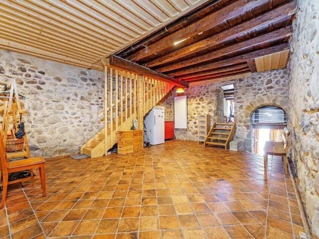 Villa with 6 rooms on sale in Moudon 181 m² | dreamo. Ch