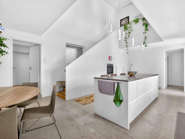 Villa with 7.5 rooms for rent in Aubonne 300 m² | dreamo. Ch
