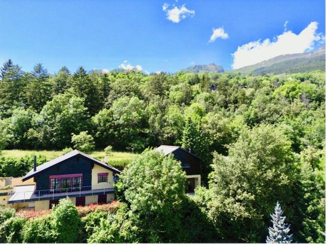 Villa with 7.5 rooms on sale in Mollens VS 422 m² | dreamo. Ch