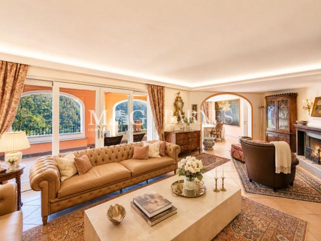 Villa with 7.5 rooms on sale in Ticino 450 m² | dreamo. Ch