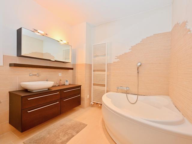 Villa with 7.5 rooms on sale in Via Cosliva 3 500 m² | dreamo. Ch