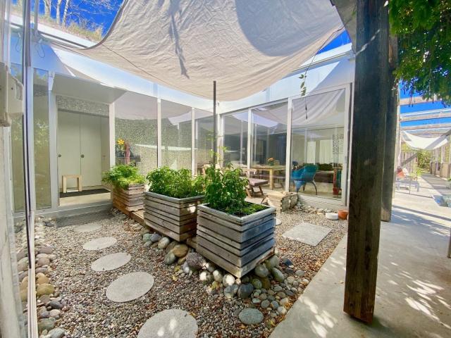 Villa with 7 rooms on sale in Sion 240 m² | dreamo. Ch