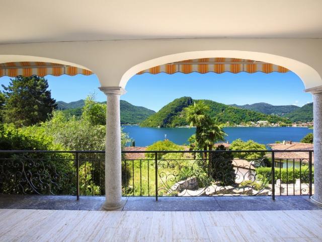 Villa with 8.5 rooms on sale in Carabietta 380 m² | dreamo. Ch