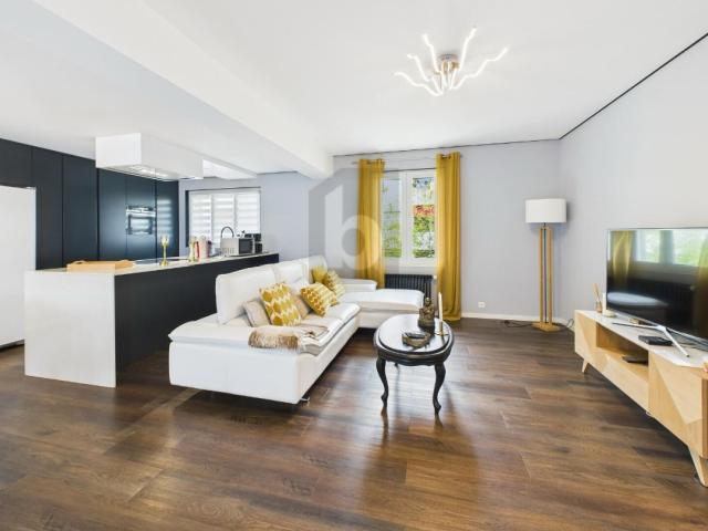 Villa with 8.5 rooms on sale in St Prex 215 m² | dreamo. Ch