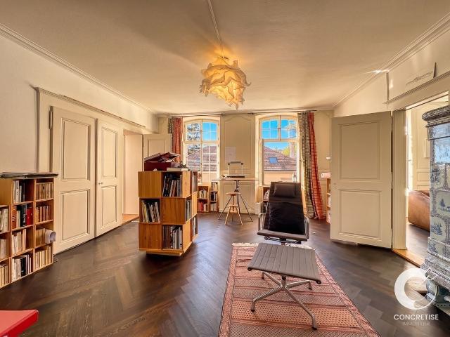 Villa with 8 rooms on sale in Orbe 600 m² | dreamo. Ch