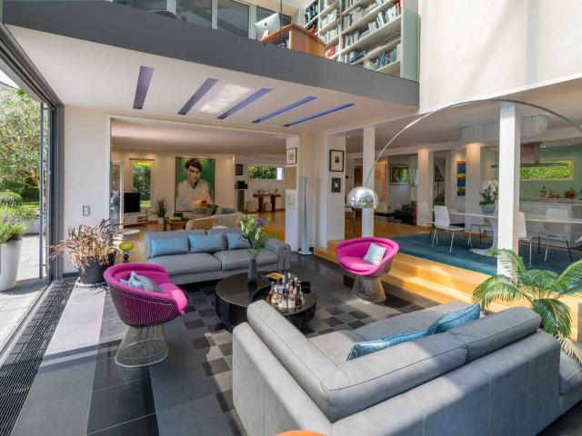 Villa with 9 rooms on sale in Chêne Bougeries 300 m² | dreamo. Ch