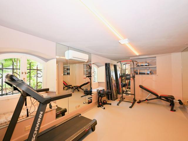 Villa with 9 rooms on sale in Minusio 240 m² | dreamo. Ch