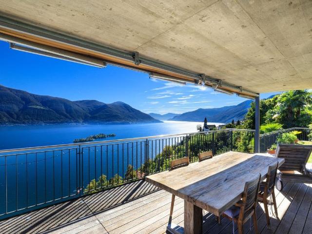 Villa with 9 rooms on sale in Ronco sopra Ascona 360 m² | dreamo. Ch