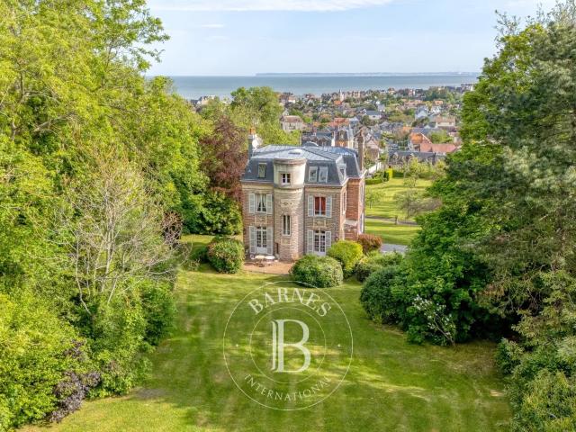 Villa XIXème vue mer parc 1ha Villers sur mer 265m² Villers sur Mer