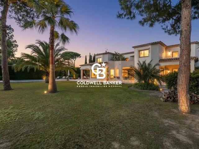 Villa à moderniser – Domaine privé sécurisé avec gardien 241m² Nice