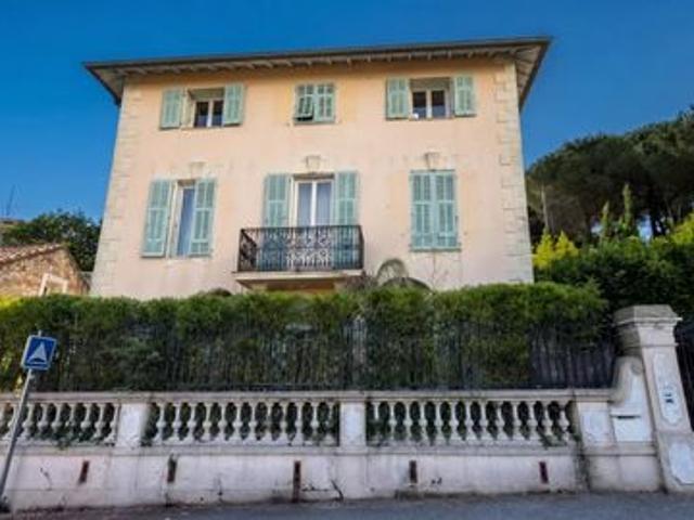 Villa à la vente sur La Turbie