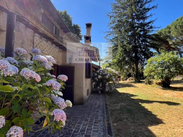 Villa a Bassano Romano VT