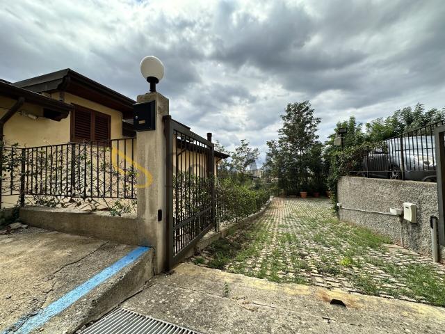 Villa a catanzaro