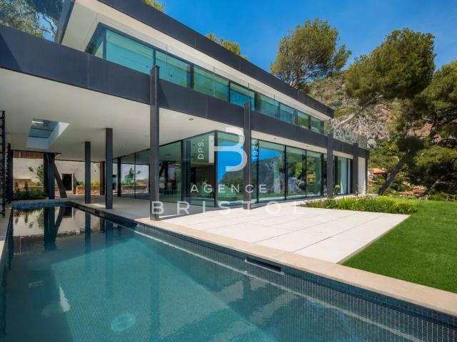 Villa à Eze Bord de Mer Piscine Vue Mer Panoramique 353m² Eze