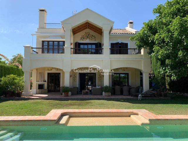 Villa a la Venta en Sierra Blanca, Marbella