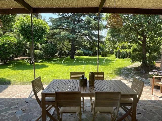 Villa à la vente dans un domaine privé de Grimaud à pied des. 110m² Grimaud