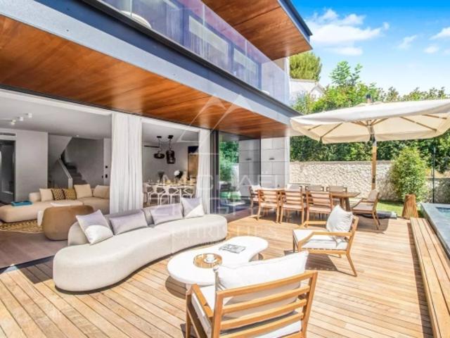 Villa à l'élégance contemporaine au cœur de Saint Jean Cap Ferrat