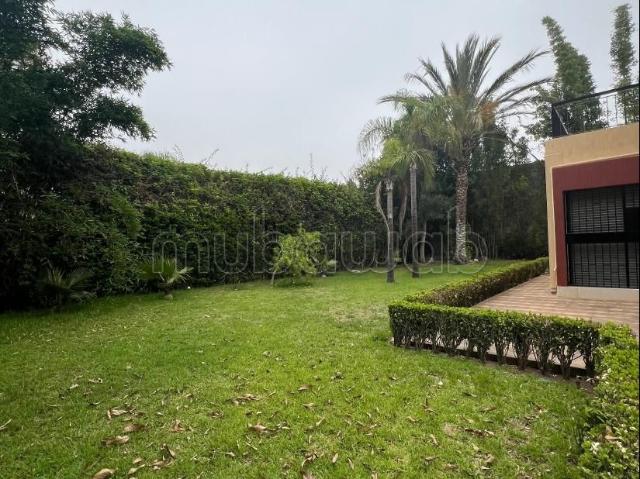 Villa à louer – OLM Souissi, Rabat